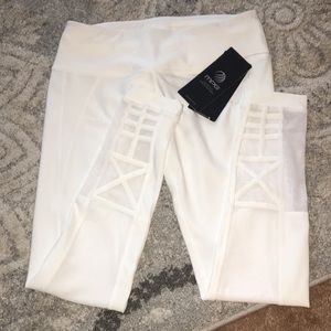 White MPG leggings